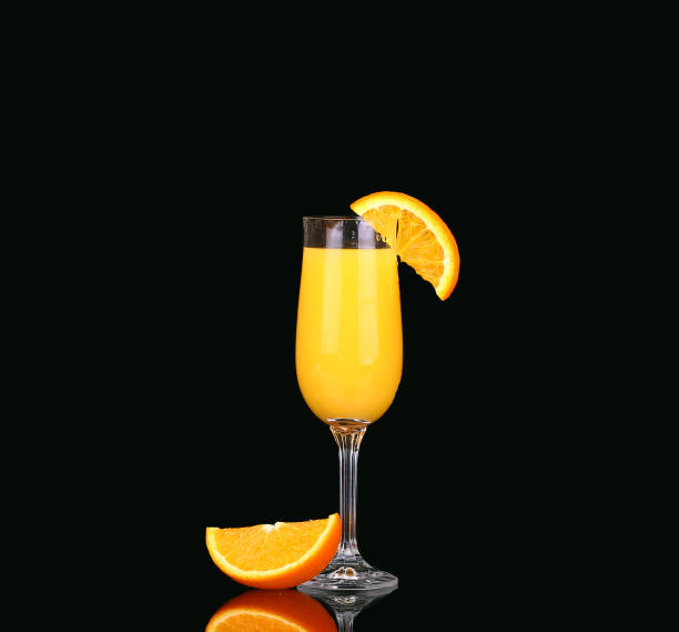 Screwdriver cocktail with orange slice garnish